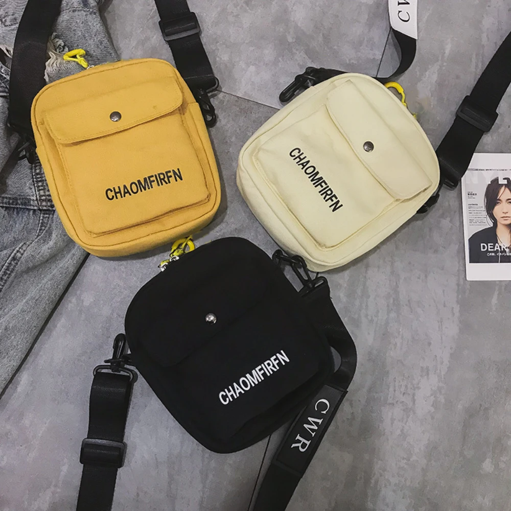 1Pc 2024 Nieuwe Canvas Tas Vrouwelijke Messenger Kleine Tas Japanse Mode Student Koreaanse Versie Eenvoudige Schouder Mobiele Telefoon Tas