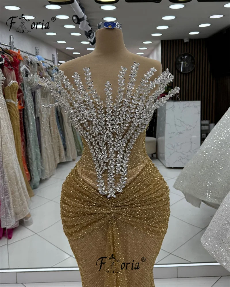 Abito da ballo a sirena da donna arabo oro di lusso Abito da festa speciale sexy con paillettes in cristallo argento senza maniche Robe de soiree personalizzato