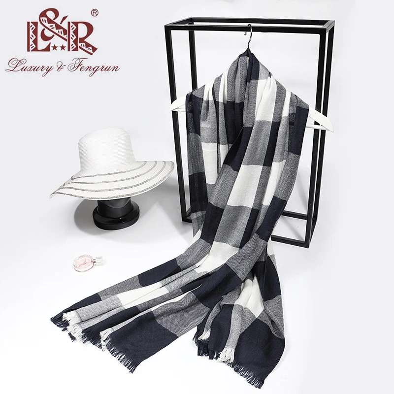 2022 Luxury Brand Real Wool Scarf For Women Men Winter Warm Soft Shawls Pashmina Plaid Tassel Long Scarves Stole bufanda sjaal