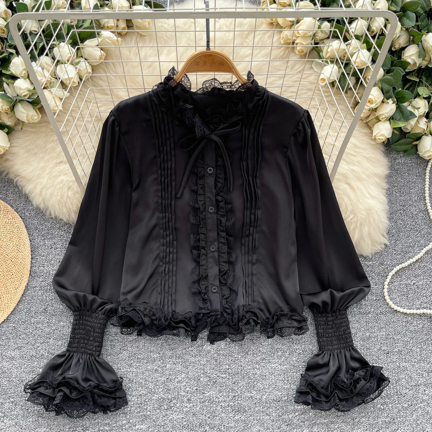 Basics V-neck Lace-up Elegant Lace Ear Fungus Edge Vintage Lantern Sleeve Loose Top French Streetwear High Street Autumn Blouse