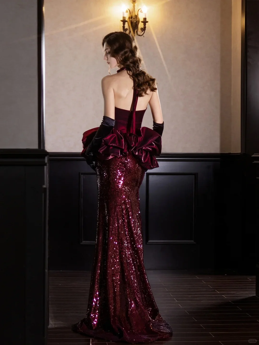 Sequined Formal Evening Dresses Velvet Sweetheart Pleated Mermaid Floor Length Vintage Prom Party Celebrity Gowns