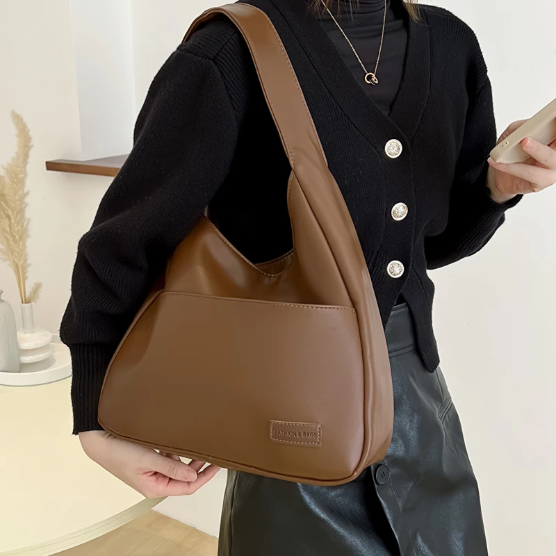 Large Capacity Bag For Women New Vintage Commuter Tote Bag PU Leather College Students Single Soft One Shoulder Bags