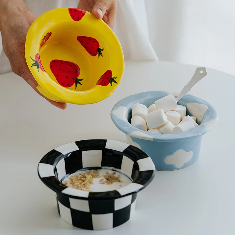 Hand-painted Strawberry Ceramic Premium Black and White Checked Straw Hat Bowl Oatmeal Bowl Soup Bowl Fruit Salad Bowl