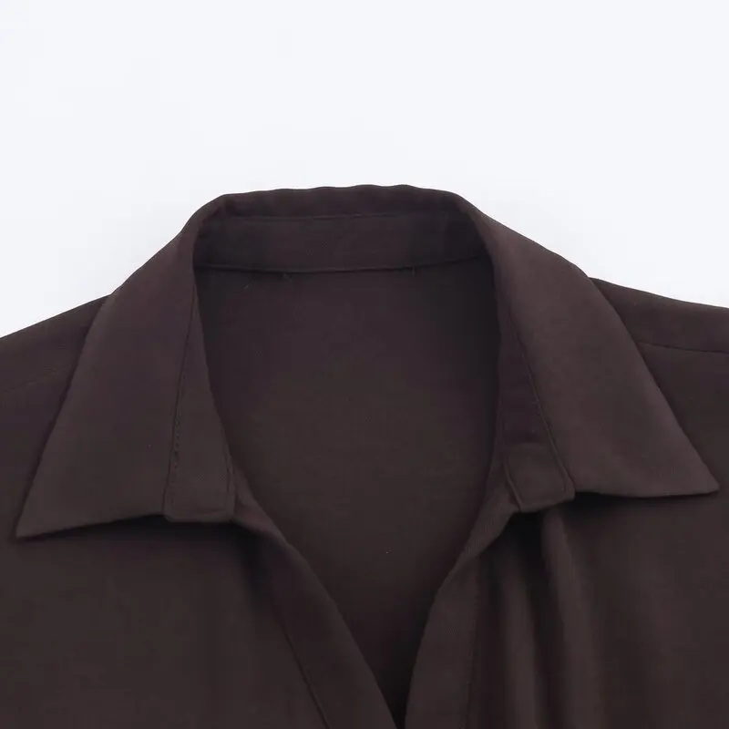 เสื้อผู้หญิงแฟชั่นฤดูใบไม้ร่วง 2025 แบบมีเข็มขัด แขนยาว ทรงหลวม สไตล์ลำลอง ติดกระดุมเม็ดเดียว  ความยาวปานกลาง  ใส่ได้หลายโอกาส