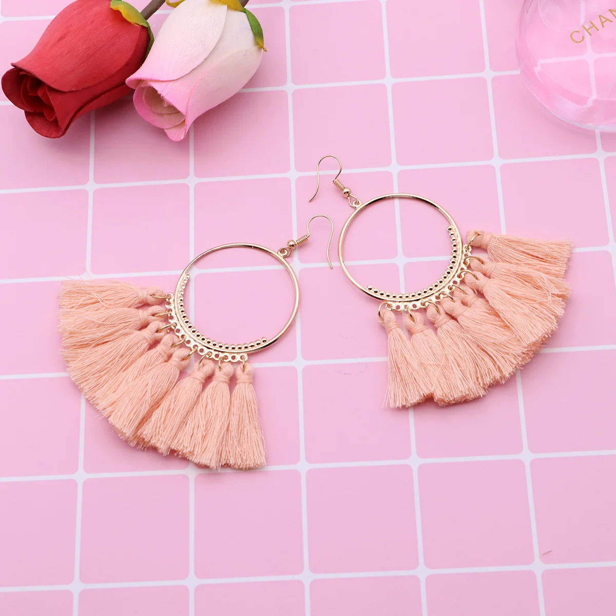 

2pcs 1 Pair Bohemia Tassel Dangle Earrings Gold Plated Lightweight Women'S Earrings For Daily Party Holiday Wear Pink Color