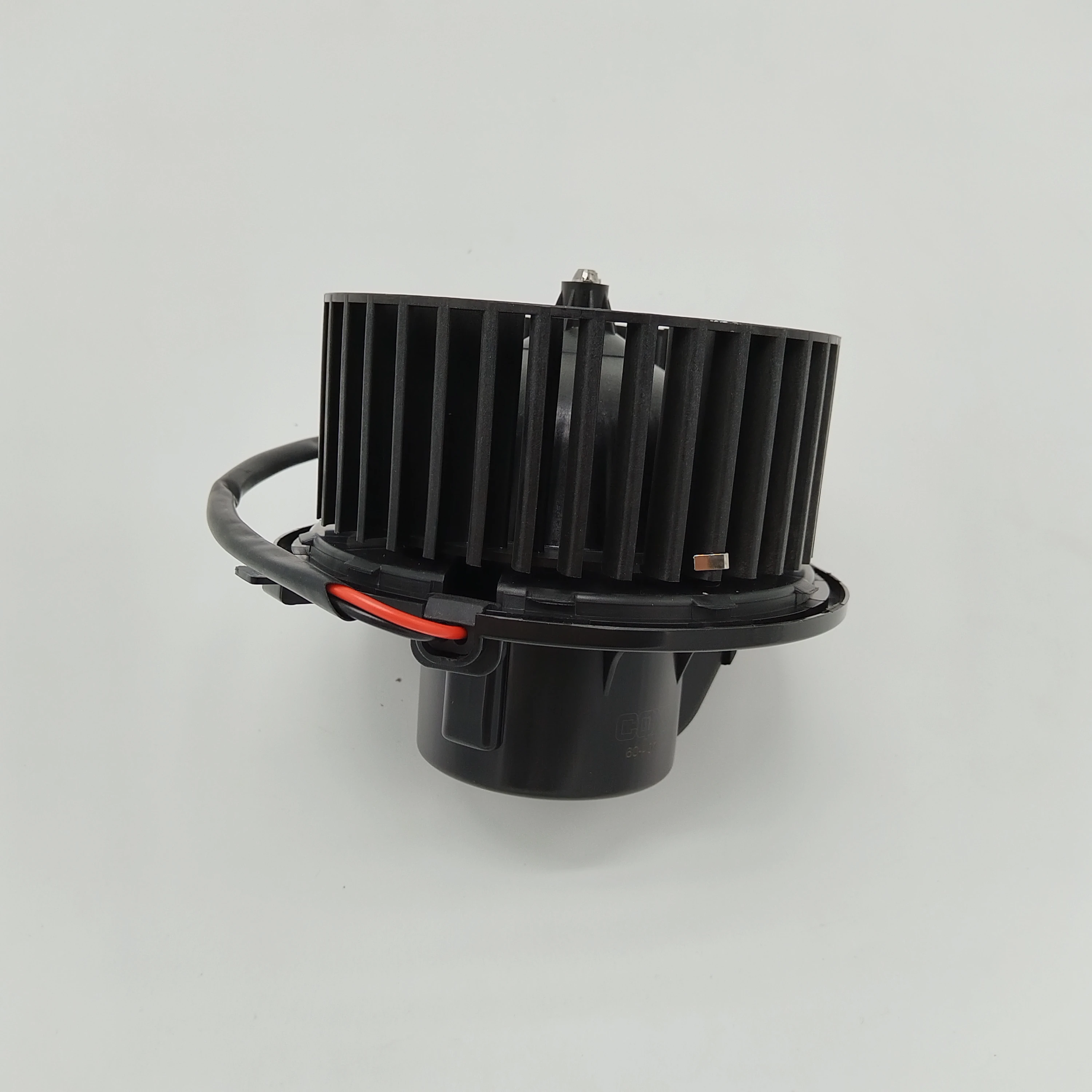 Left-Hand Drive Blower Motor Suitable for VW T4 TRANSPORTER OE:701819021B 357819021 7733008040V 34119 87155 view 3