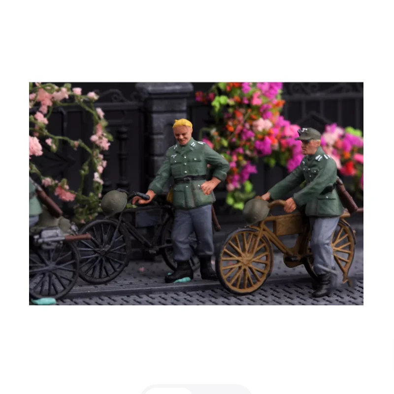 วัสดุเรซินขนาด 1:72 จักรยานเยอรมัน 3 คัน + ทหาร 3 นาย เหมาะสำหรับฉากรถถัง เฮลิคอปเตอร์ ของสะสม ของตกแต่ง