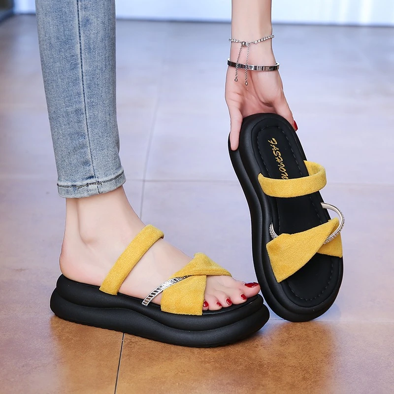 

2025 Sales of New Fashion Ins Fashion Letter Slippers Thick Sole Summer Fairy Wind Leisure Non-slip Elevating Sandals Flip-flops