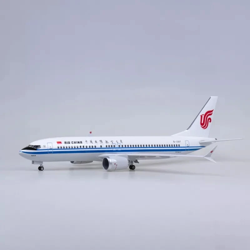

47CM 737MAX8 Air China Air Airlines Passenger plane Model Wheel Landing Gear Diecast Plastic Resin Plane Collection Gift