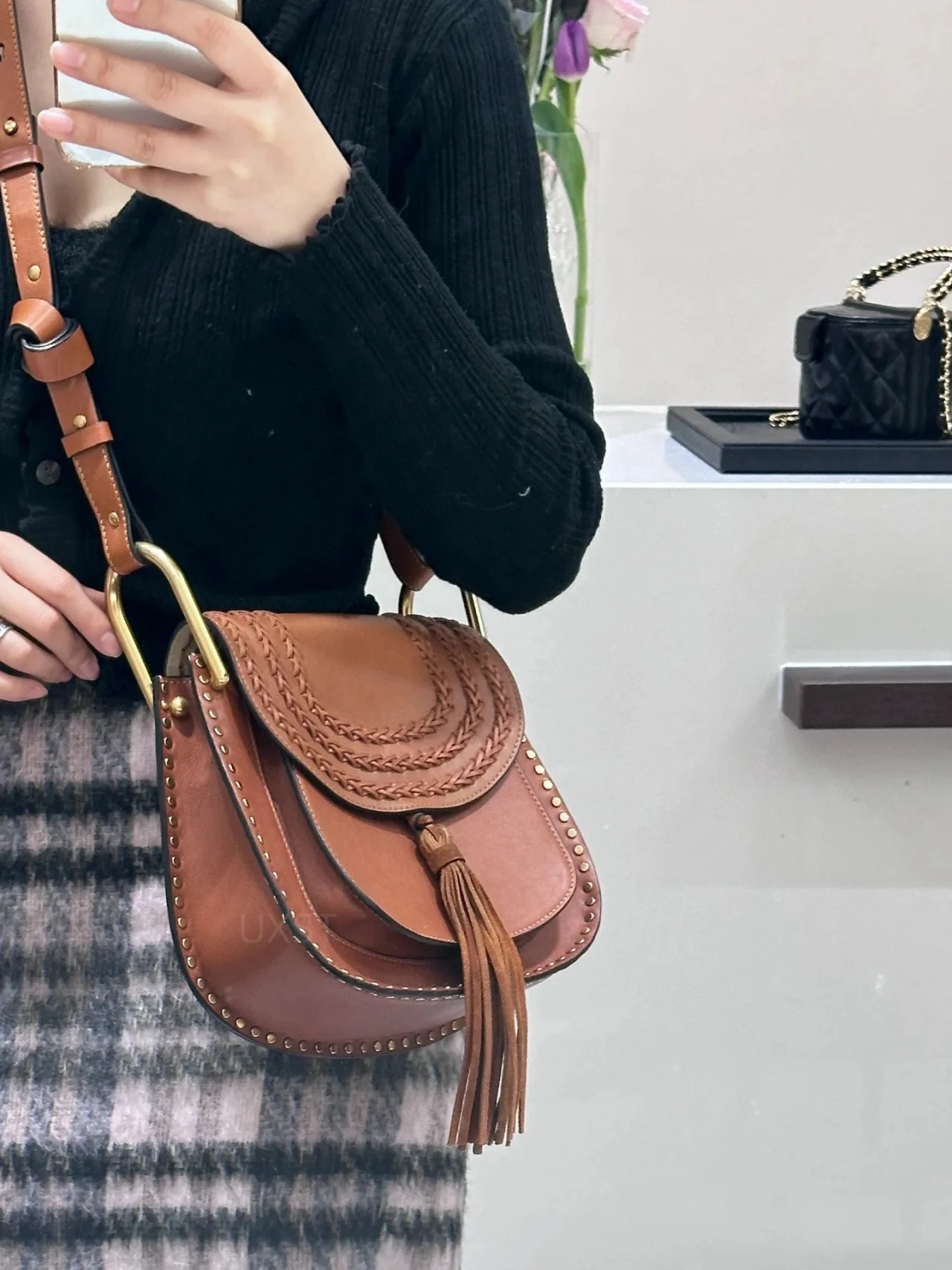 UXST Vintage Brown Suede Tassel Saddle Bag Popular Metal Rivet Flap Pocket Shoulder Bag High Quality Leather Woven Crossbody Bag