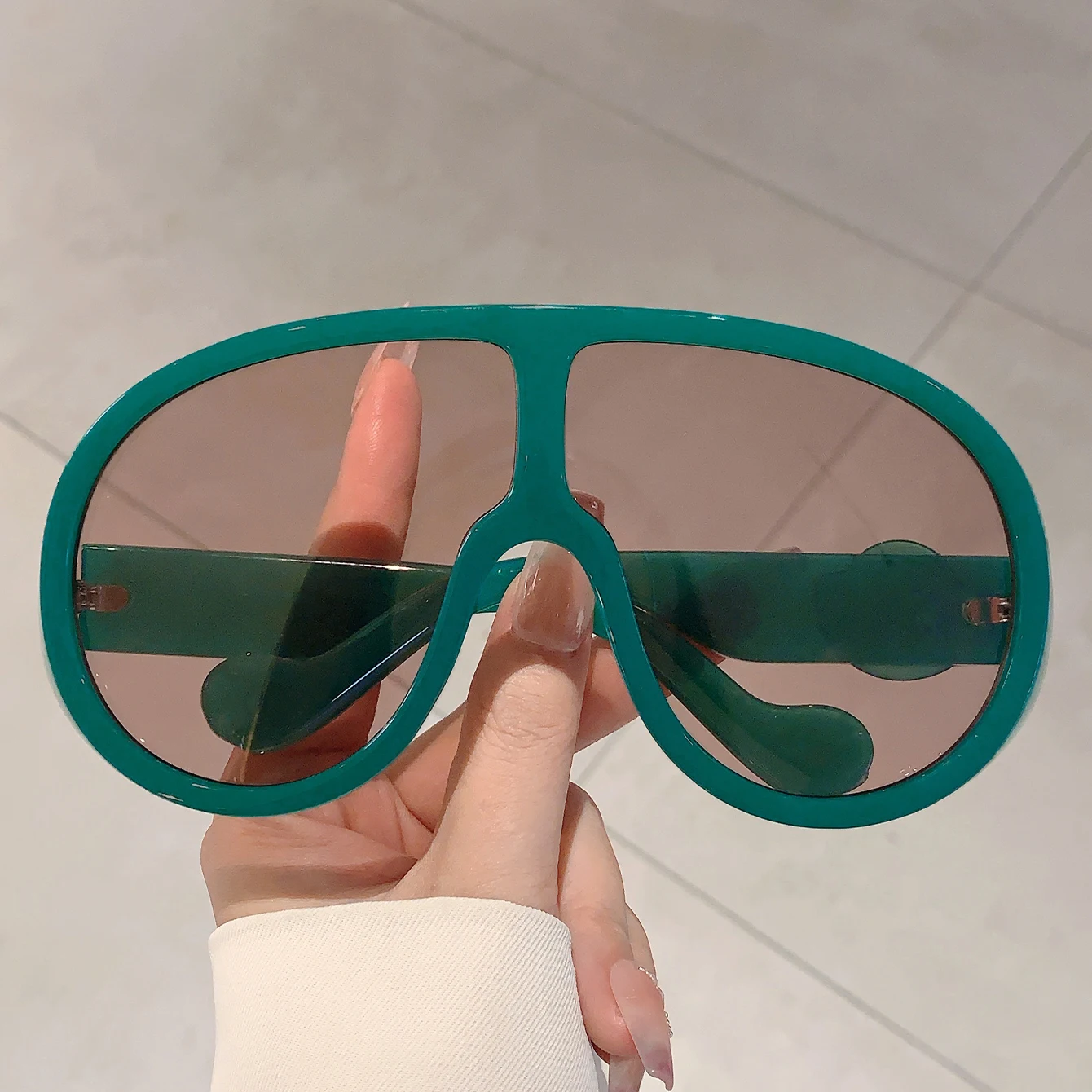 KAMMPT Oversized Monoblock Sunglasses Women 2024 New in Stylish Candy Color Outdoor Goggle Trendy Vintage Punk Travelling Shades