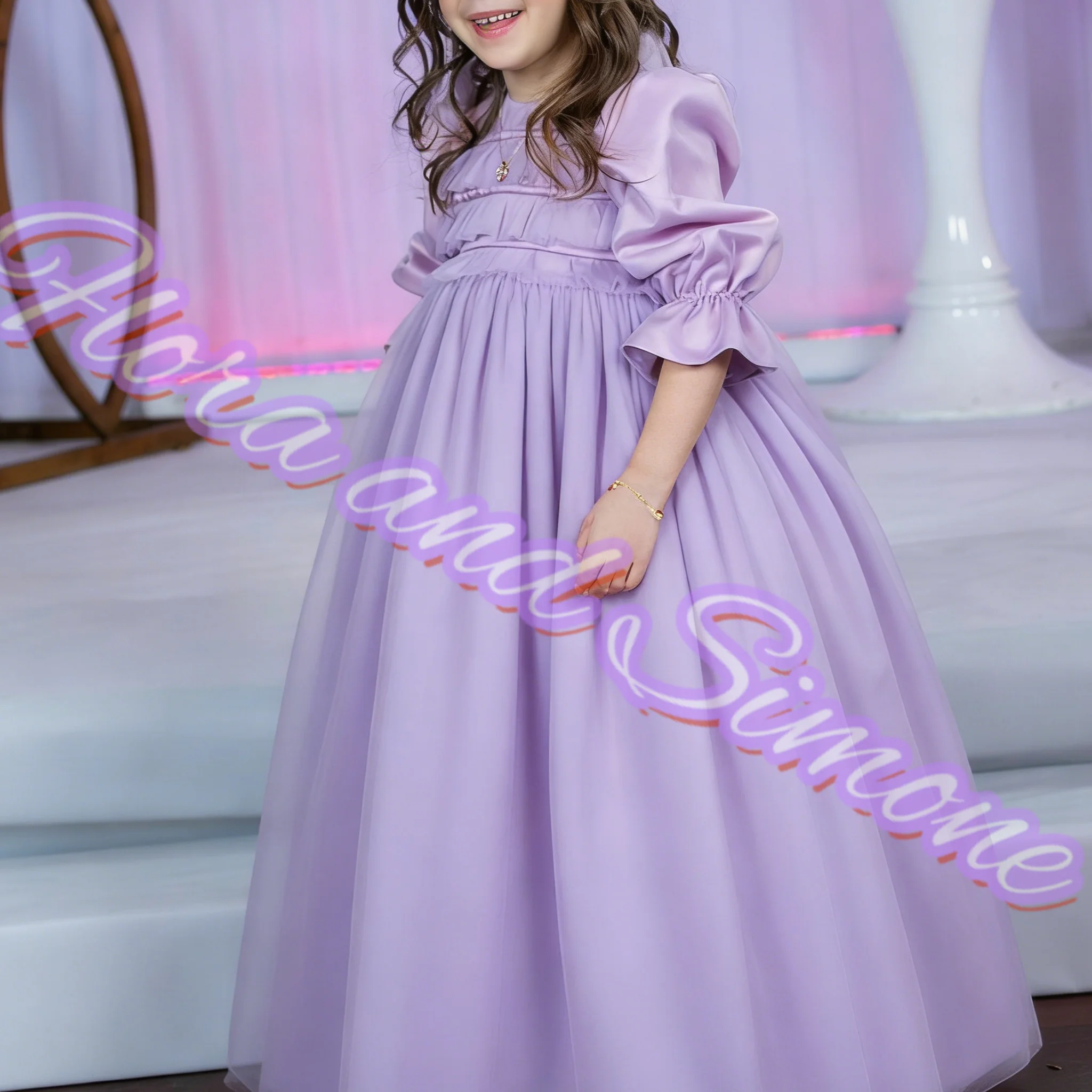 فساتين فتاة وردية بخياطة من الدانتيل وأكمام منتفخة فستان فتاة الزهور لحفلات الزفاف وحفلات الاستقبال الرسمية حسب الطلب