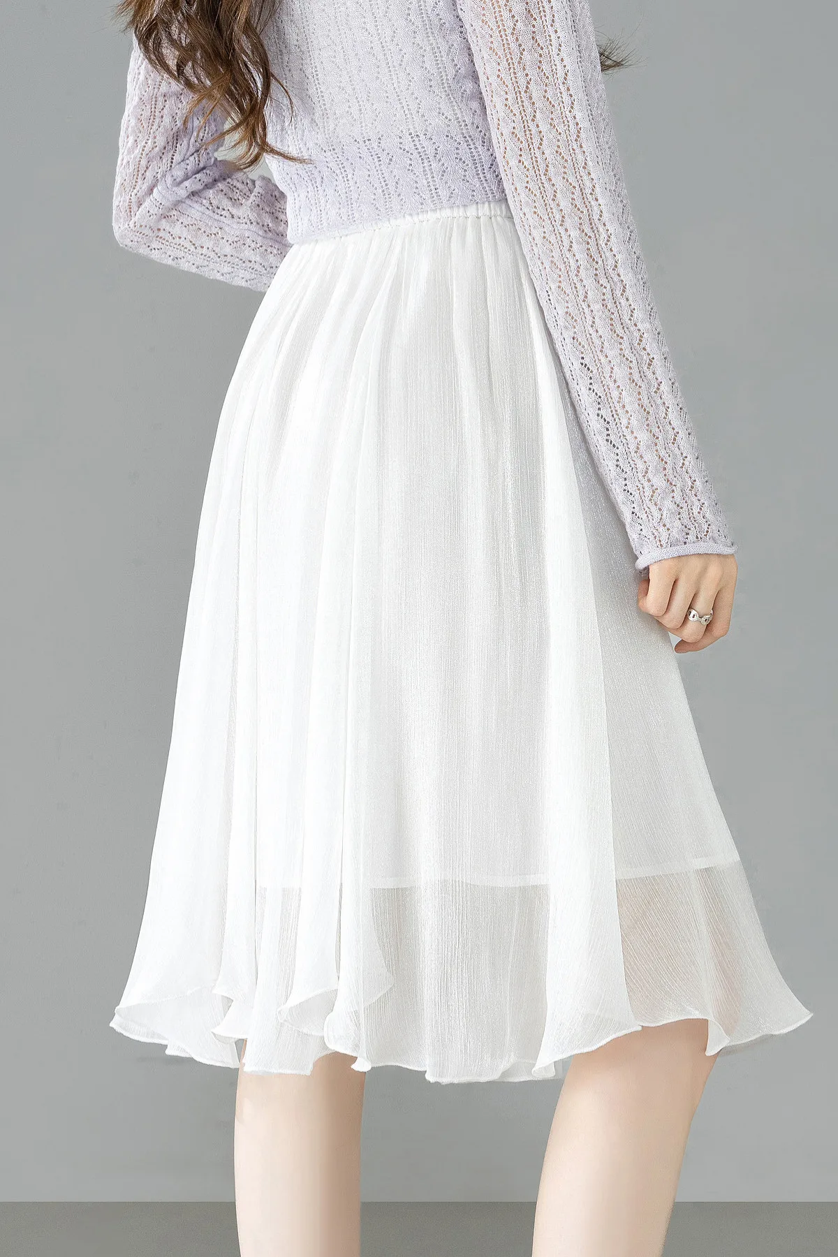SENTUBILA Weißer Chiffon-Schimmerrock für Damen, Sommer 2026, Eleganter, Elastischer Bund, Unregelmäßiger, Lässiger Schirmrock Q62QG7308 – Detail 17