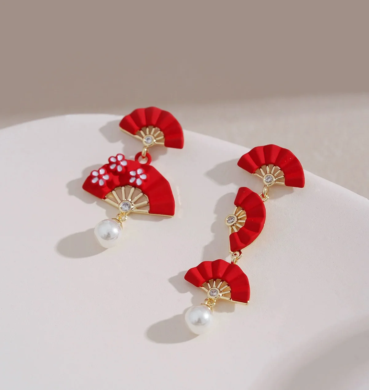 Red Irregular Scalloped Earrings For Women Chinese Style Unique Folding Fan Eardrop Girls Wedding New Year Party Jewelry Gifts