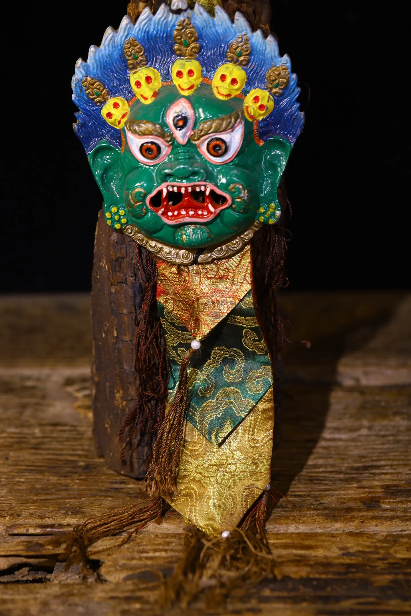 Old Xizang Folk Collection Old Bronze Lacquerware Painted Blue Mahakala Buddha Head Mask hanging panel Amulet Worship Hall