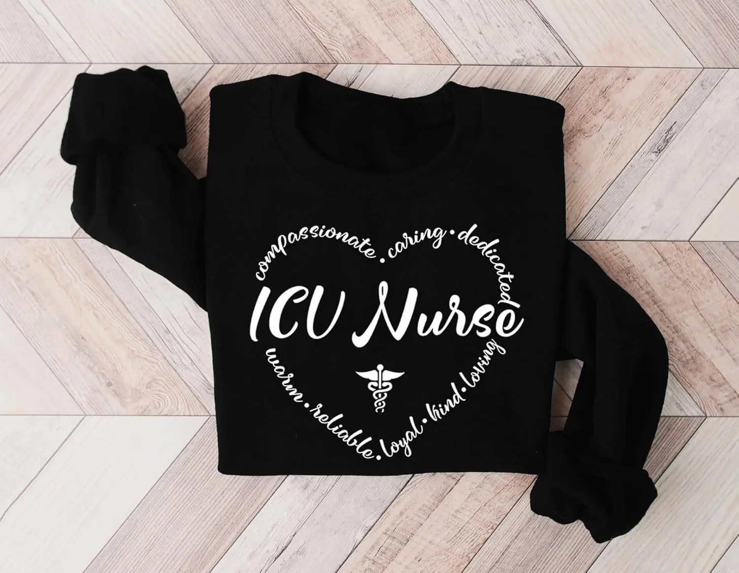 ICU Nurse Women Sweatshirt Heart Graphic Fall Winter Long Sleeve Crewneck Pullover Top Intensive Care Unit Nurse Gift