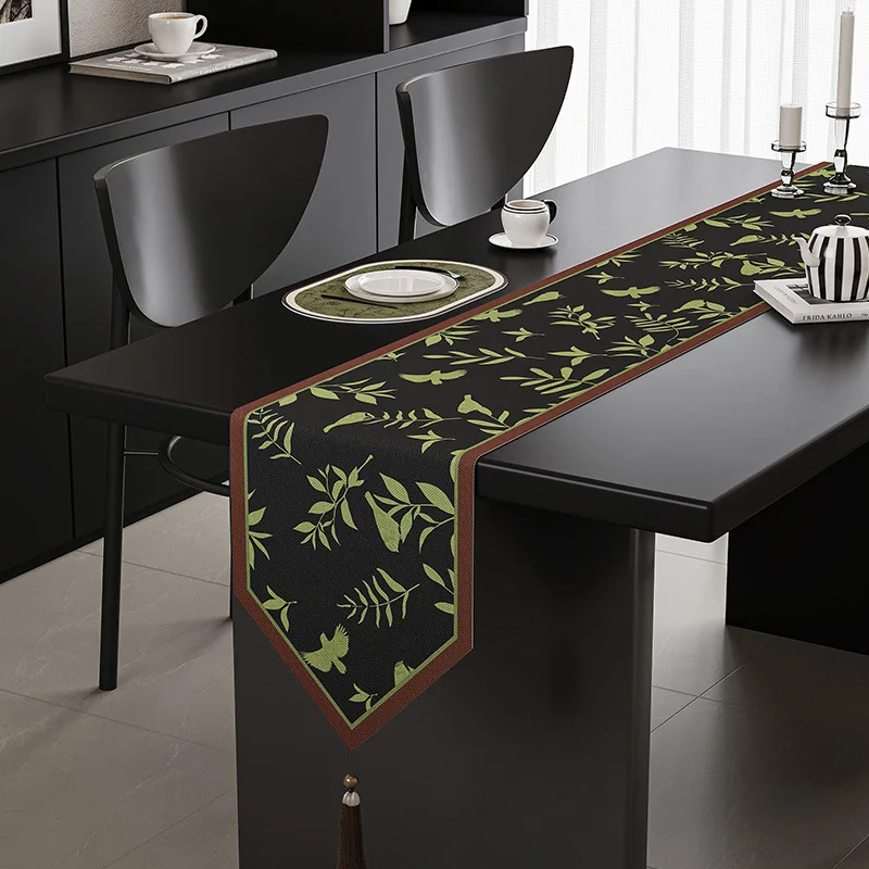 Table flag French retro light luxury high-end dining table flag cloth long tea table tablecloth TV cabinet bucket cabinet edge c