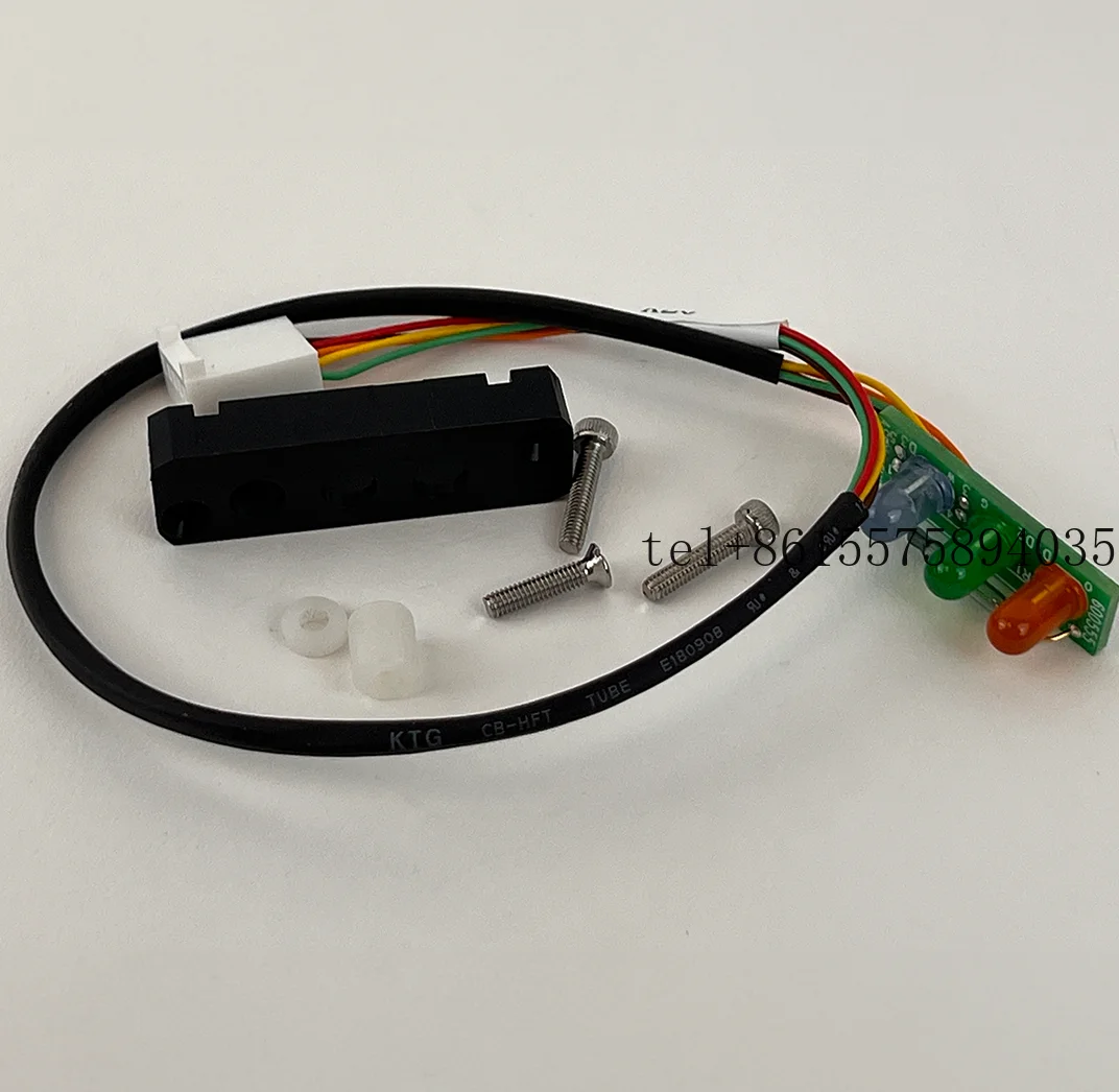 

Оригинальный индикатор состояния запасных частей 215989 для термотрансферных принтеров TTO 6230, 6330, 6530 (модель 2026)