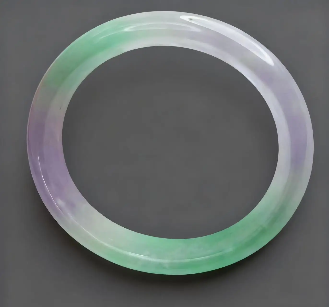 

Super Small Natural Jade Purple Green 53.9mm Bracelet Elliptical Noble Consort Bracelet