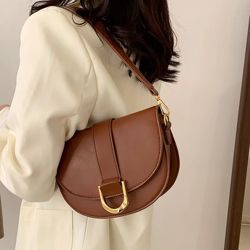 High-End Popular Single Shoulder Underarm Bag Half Moon Style Fashion Large Capacity Square Bag Girls Light Luxury Crossbody Bag