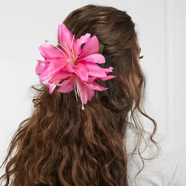 AWAYTR Sztuczne różowe kwiaty Spinka do włosów Party Flower Girls Barrette Bohemian Side Bangs Clip Małe spinki do włosów Akcesoria do włosów