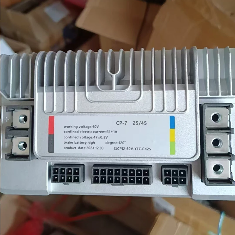 نموذج CP-7 ثلاث عجلات 25/45/60 وحدة تحكم في السرعة ملحقات الدراجة النارية الكهربائية مناسبة للدراجات البخارية الكهربائية