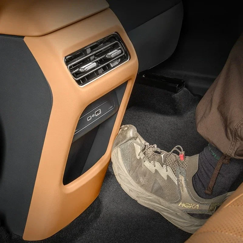 for-geely-galaxy-starship-7-em-i-rear-air-vent-kick-plate-durable-cover-against-scuffs-and-shoe-marks