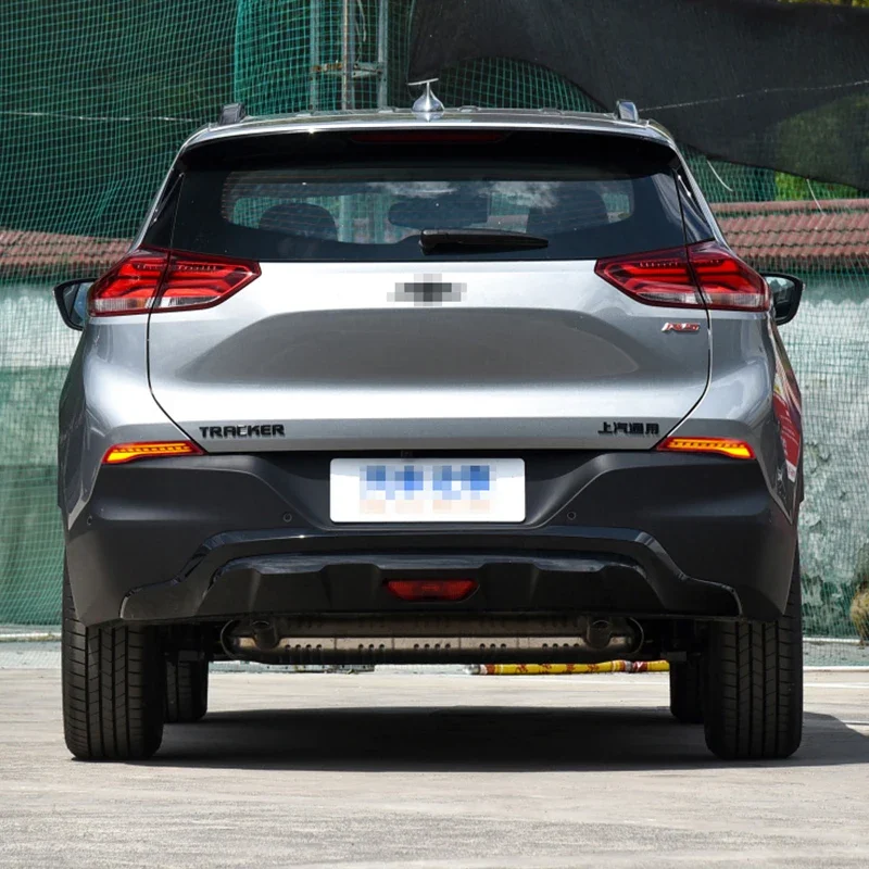

Car LED Rear Bumper Lamp For Chevrolet Tracker 2019 2020 2021 - 2023 3-in-1 Functions Reflector Signal Backup Brake Indicators