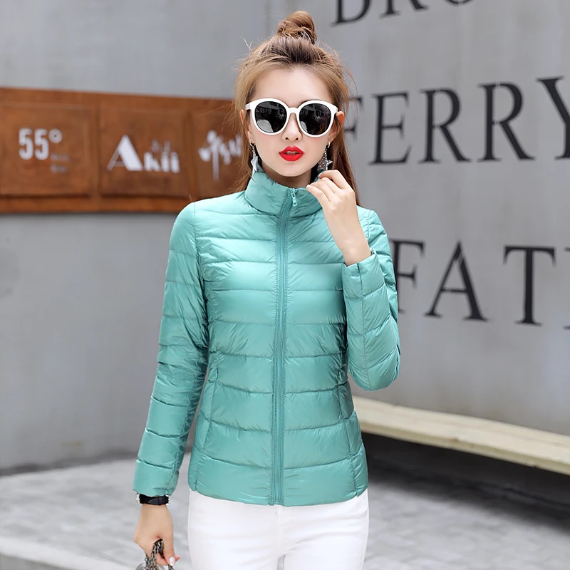 90% Ultra-light Thin Down Jacket Women 2024 Autumn Winter Slim Short Hooded Warm White Duck Down Coat Women Outerwear S-4XL 5XL