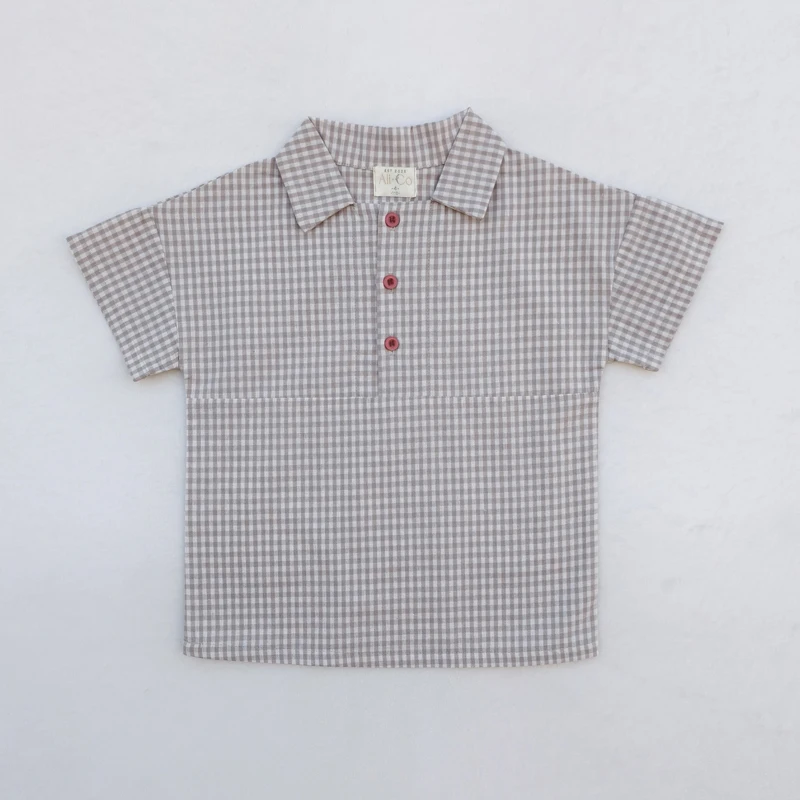 חולצה בז' דגם נוסף