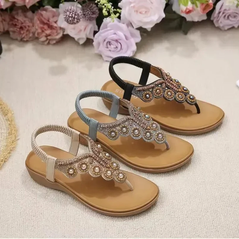 صيف 2025 من الطراز البوهيمي الجديد بإبزيم من حجر الراين المطرز مع صنادل كعب مرن #3