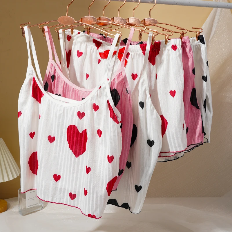 

Women T-Shirts Shorts Pink Heart-Shaped Print Round Neck Pajama Set Comfortable Casual Sleepwear Set