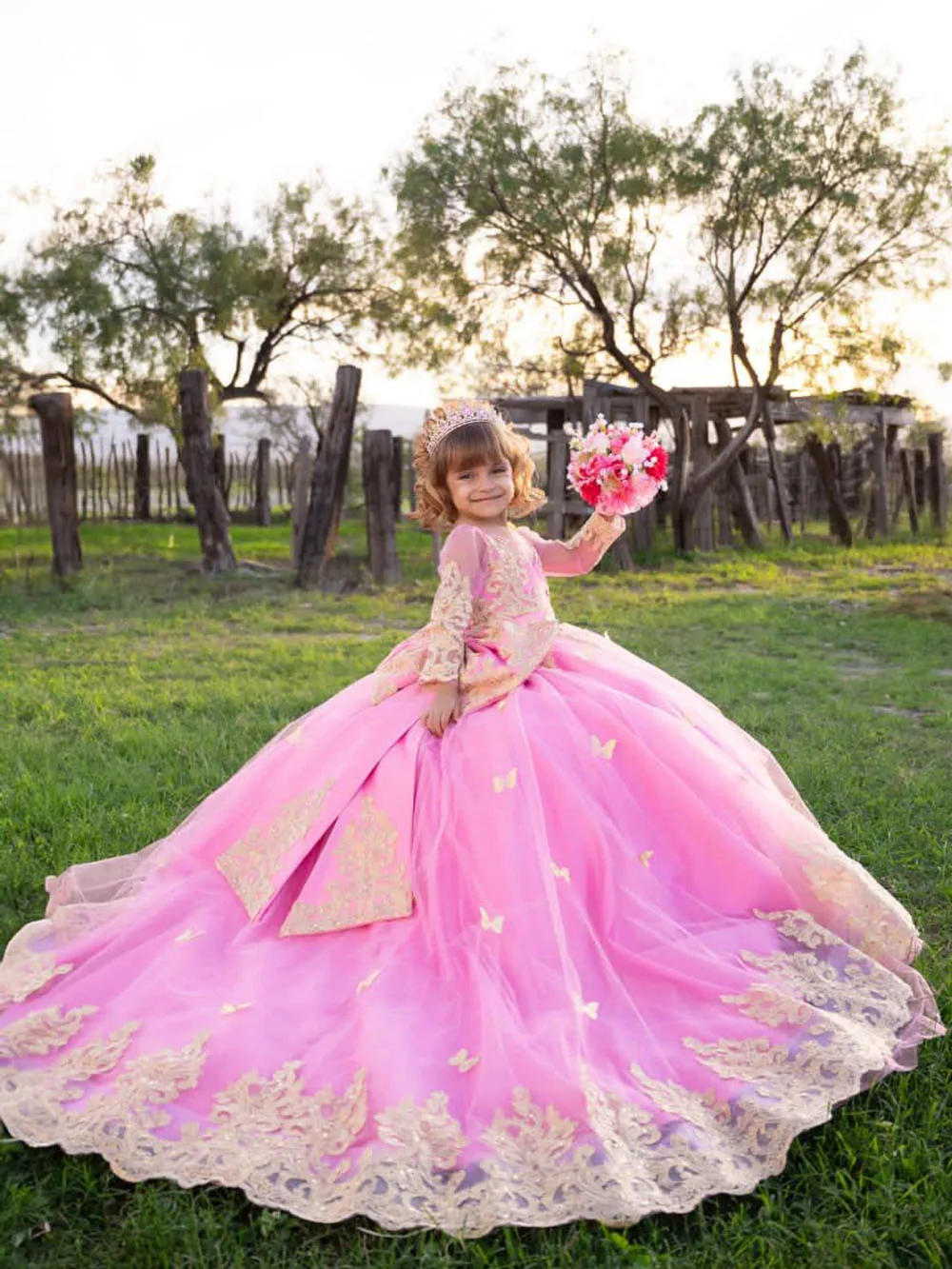 

Розовое тюлевое пышное кружевное платье принцессы с цветочной аппликацией для девочек на свадьбу, детские бальные платья на день рождения по индивидуальному заказу