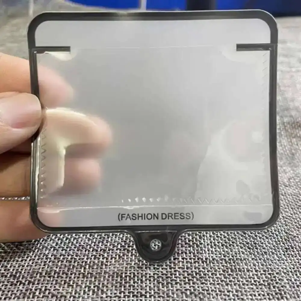 50 Stück PVC XS-5XL EVA-Kragenetikettentaschen für Kleidungsetiketten, Zubehör-Markentaschen, transparente, mattierte Etikettentaschen – Detail 2