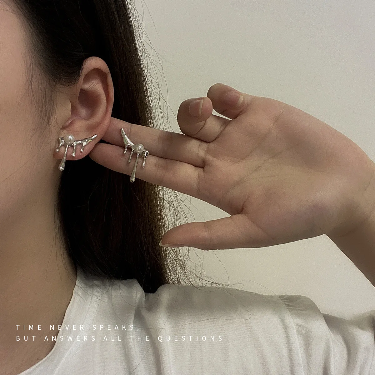 So.fine Jewelry Asymmetric zircon love earrings earrings female Korean ins simple temperament cool wind Earrings