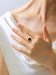 1pc Gold Plated Clover Flower Design Stainless Steel Ring for Women Girl, Elegant Floral Style Ring Jewelry Gift