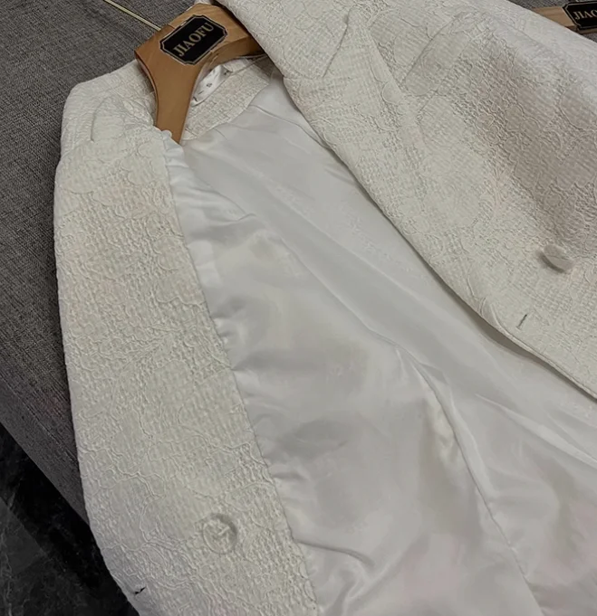 Blazer à manches longues crantées pour femmes, vêtements de bureau pour dames, deux boutons, monochrome décontracté, haute qualité, le plus récent