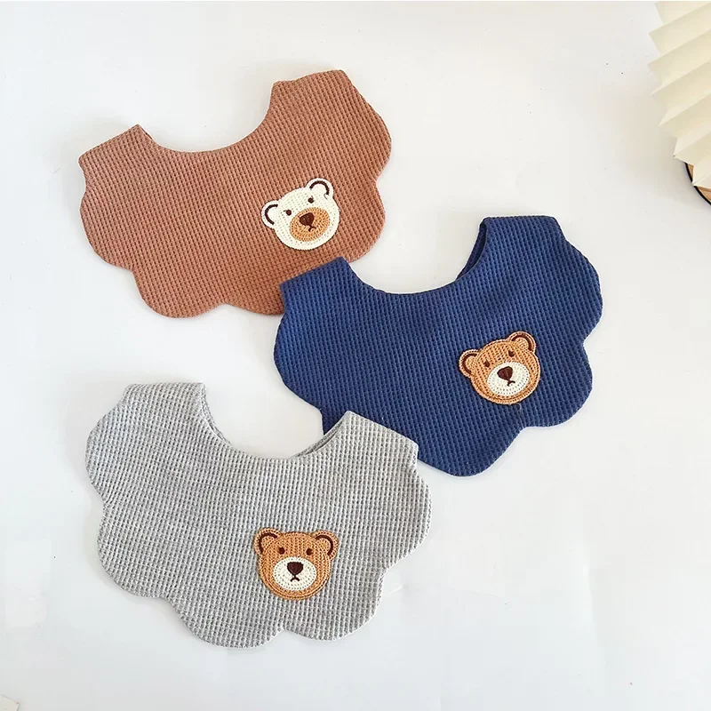 Cute Baby Bib Lovely Cartoon Bear Newborn Baby Bib Lovely Cotton Waffle Salival Towel Bib for Toddler Boy Girl Baby Accessories