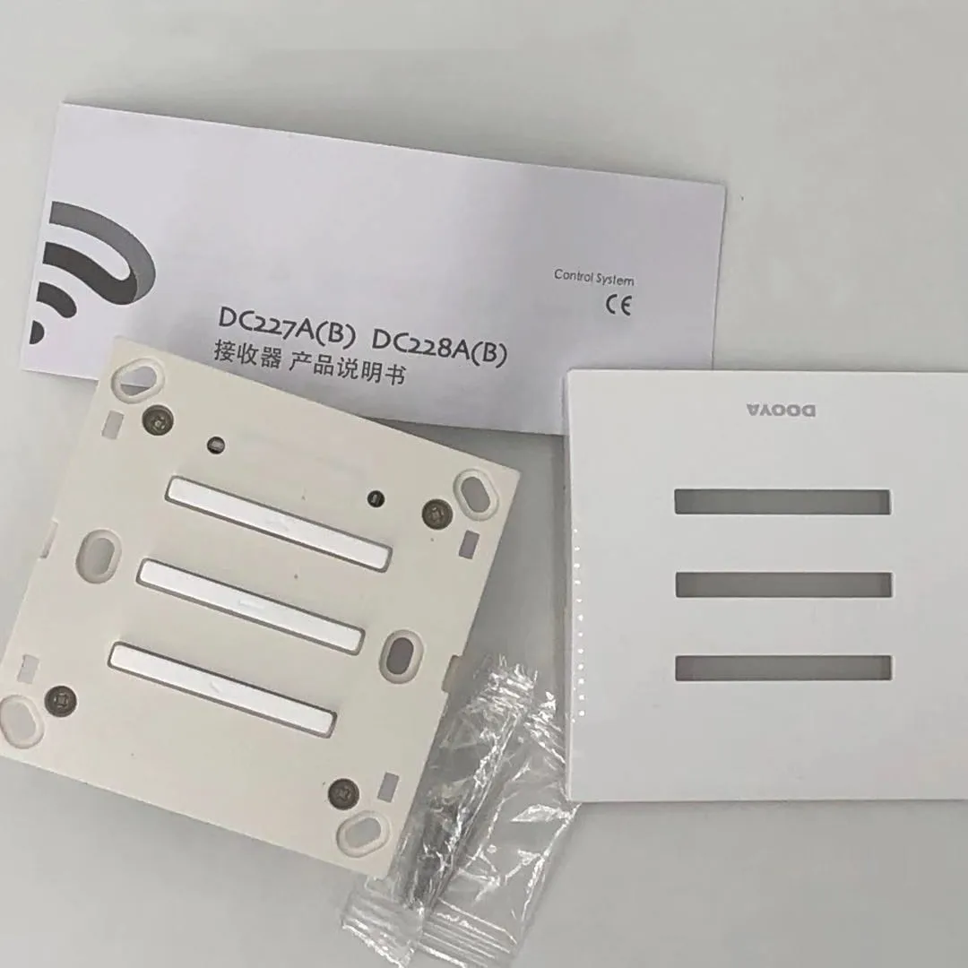 Receptor de pared Dooya DC227A de un solo canal RF433, compatible con persianas tubulares Dooya S Motor/S, funciona con emisores Dooya RF433 como