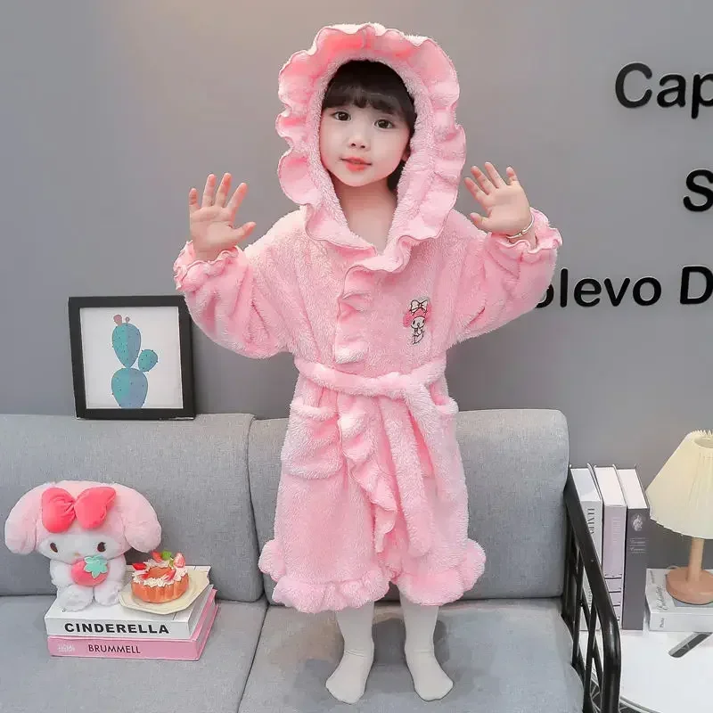 Hello Kitty-Chemise de nuit Kuromi Anime Sanurgente pour enfants, peignoir épais, mignon Kawaii, ma mélodie, vêtements de maison, pyjamas sourire bébé, cadeaux