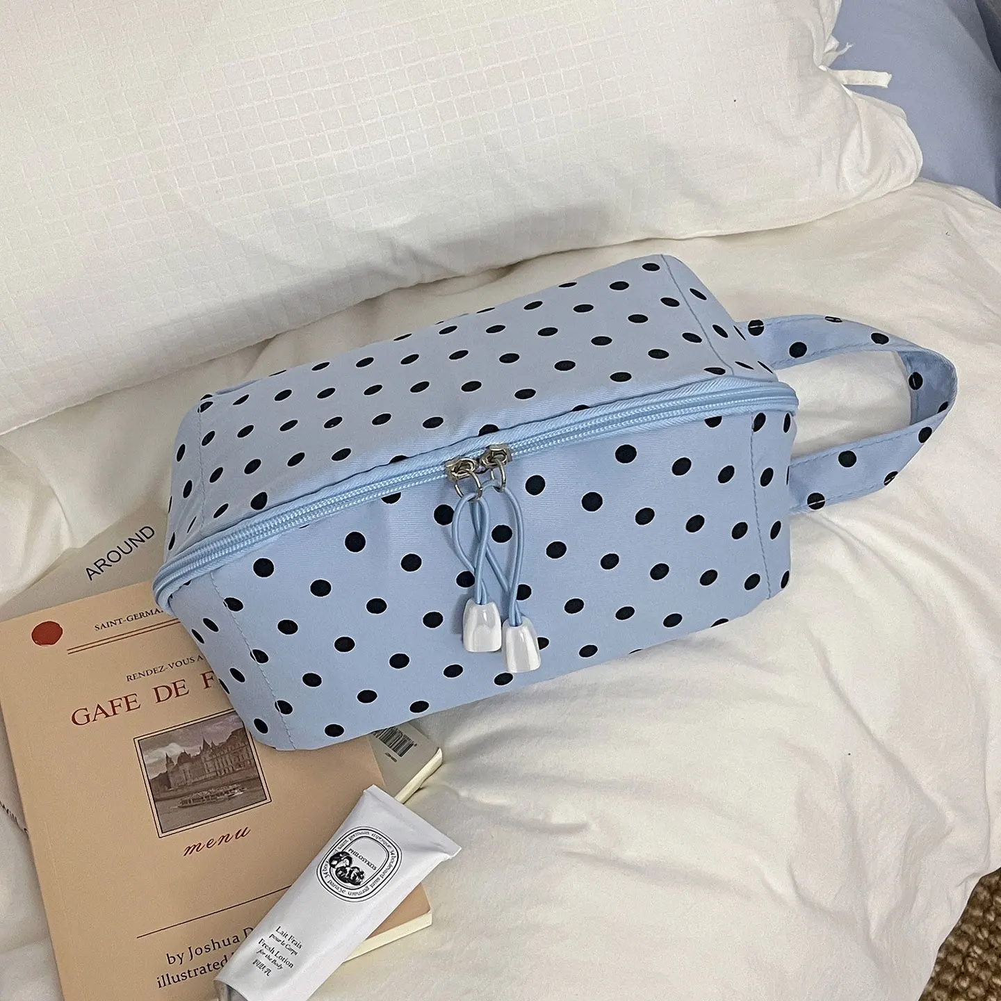 Große offene Make-up-Tasche, dreidimensionale vertikale Desktop-Reisetasche, vielseitige Wellenpunkt-Aufbewahrungstasche für Kosmetik – Detail 13