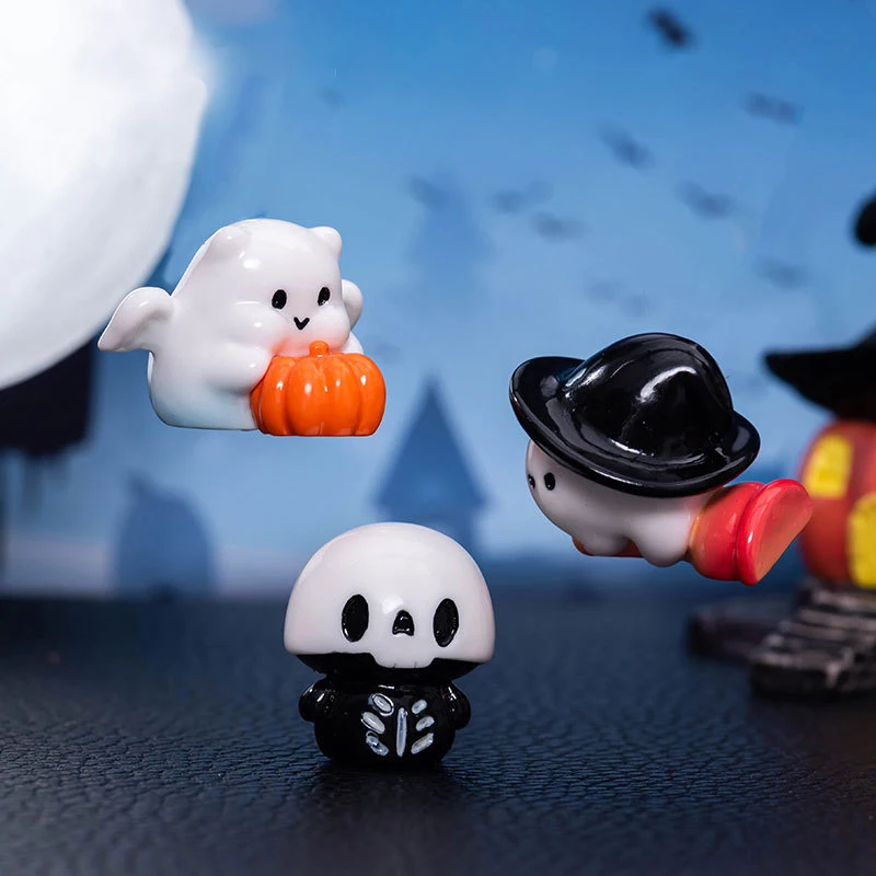 Mini estatuilla fantasma de Halloween, adornos de coche, Micro paisaje, decoración de casa de muñecas, escena, decoración de escritorio DIY, 1Pc