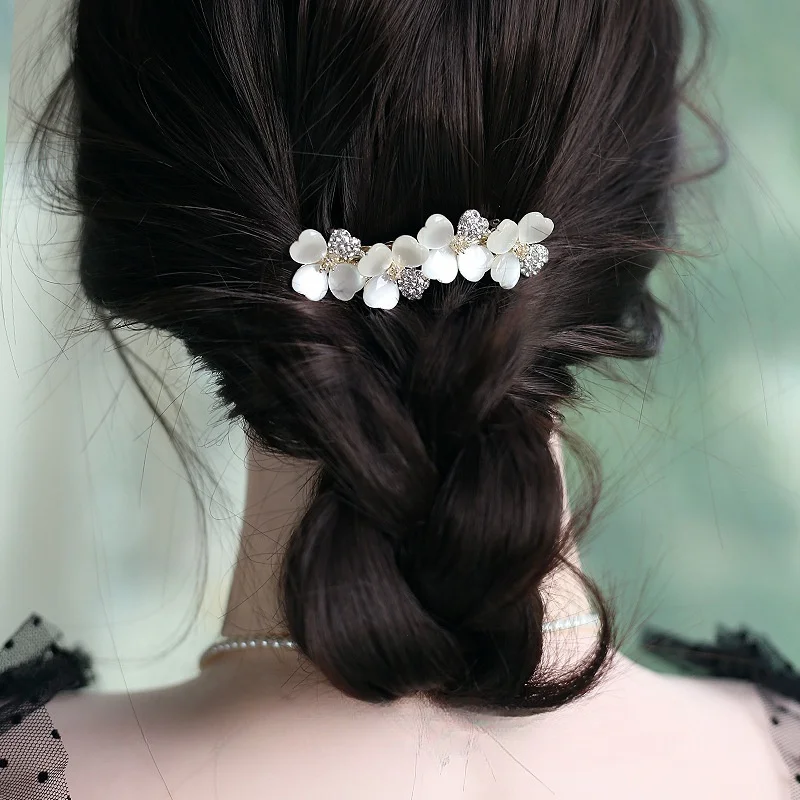 New Luxury White Opal Flower Spring Hairpin Set con zircone Boutique Top Clip One Word Back elegante copricapo moda donna