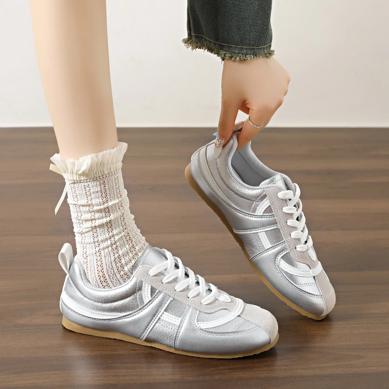 Retro Lightweight 2026 New Heightened Versatile Casual Sports Single Shoes
