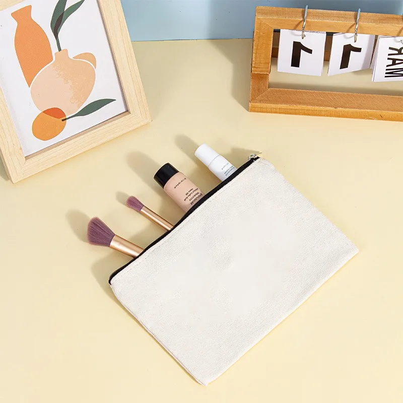 Customize your name / picture. Makeup bag. Storage bag. Wallet. Signature pen bag. Personalized coin bag. Ladies beauty box.