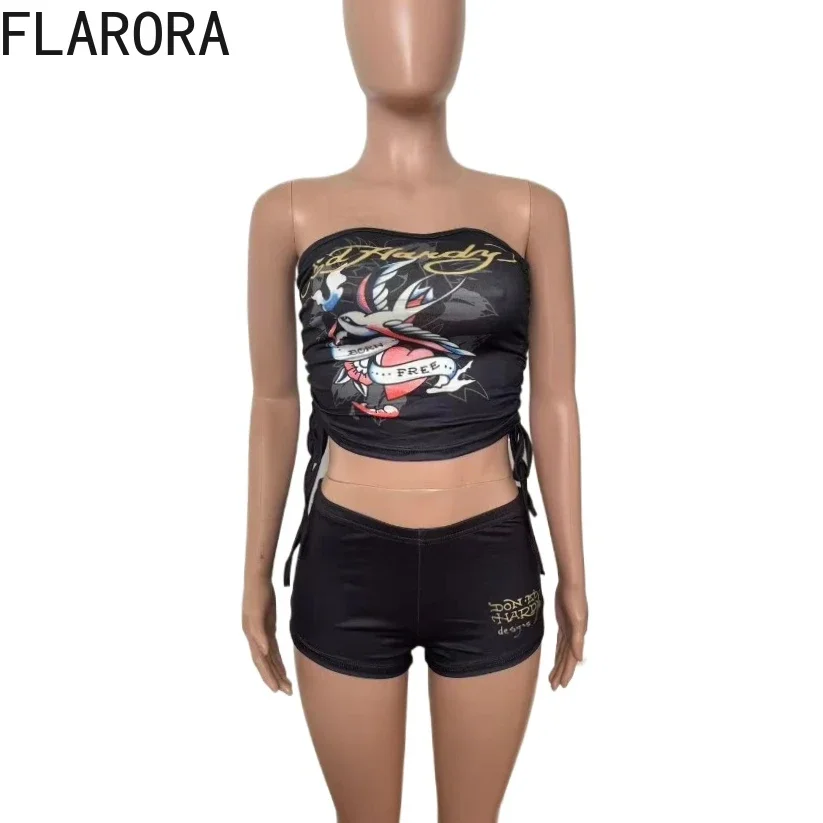 FLARORA Fashion Y2K Graffiti Print Women\'s Two Pieces Set Woman Strapless Backless Crop Tops And biker Shorts Outfits Streetwear