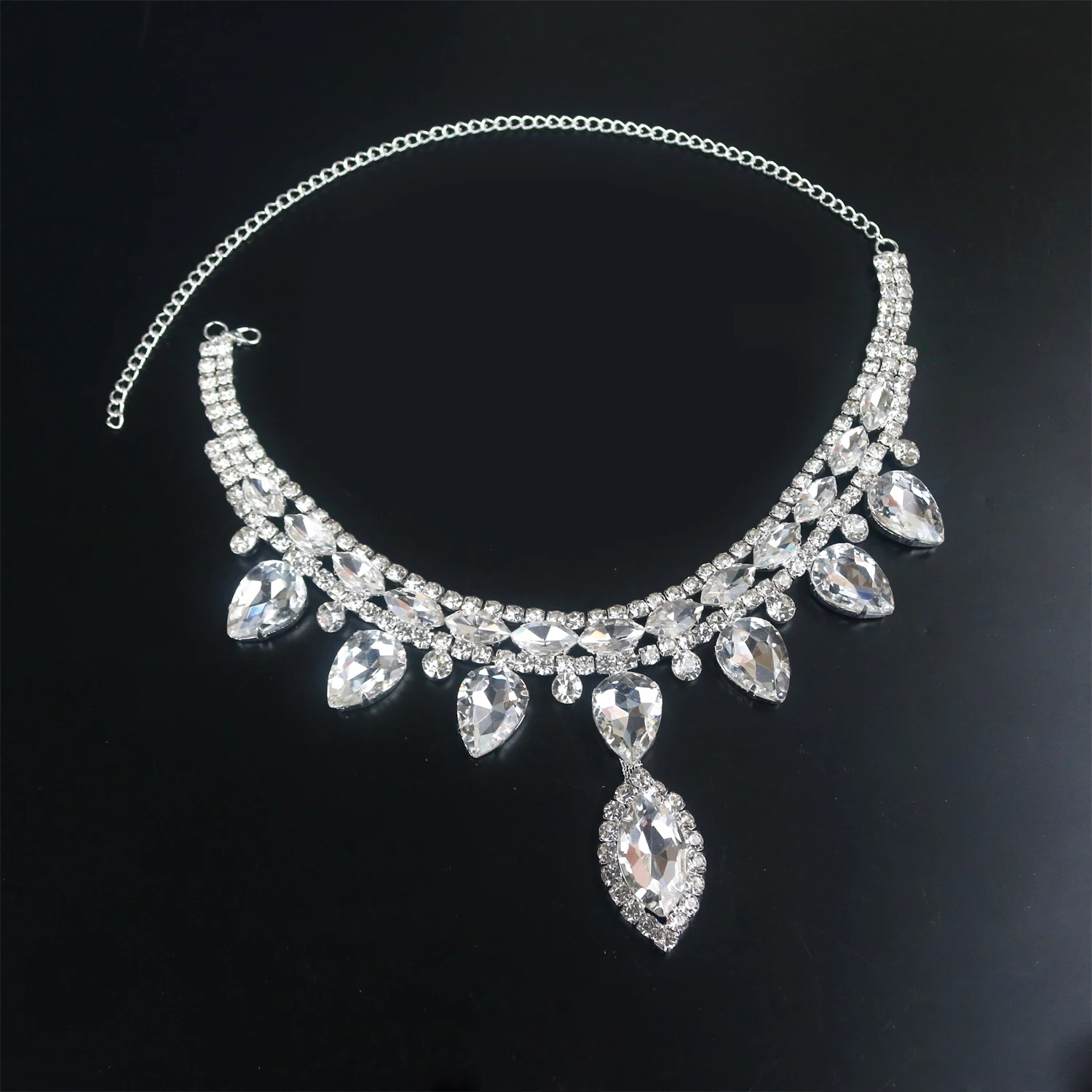 Luxury Sparkling Crystal Fashion Multi layered Pendant Women\'s Necklace Colorful Gemstone Necklace Bridal Wedding Accessories