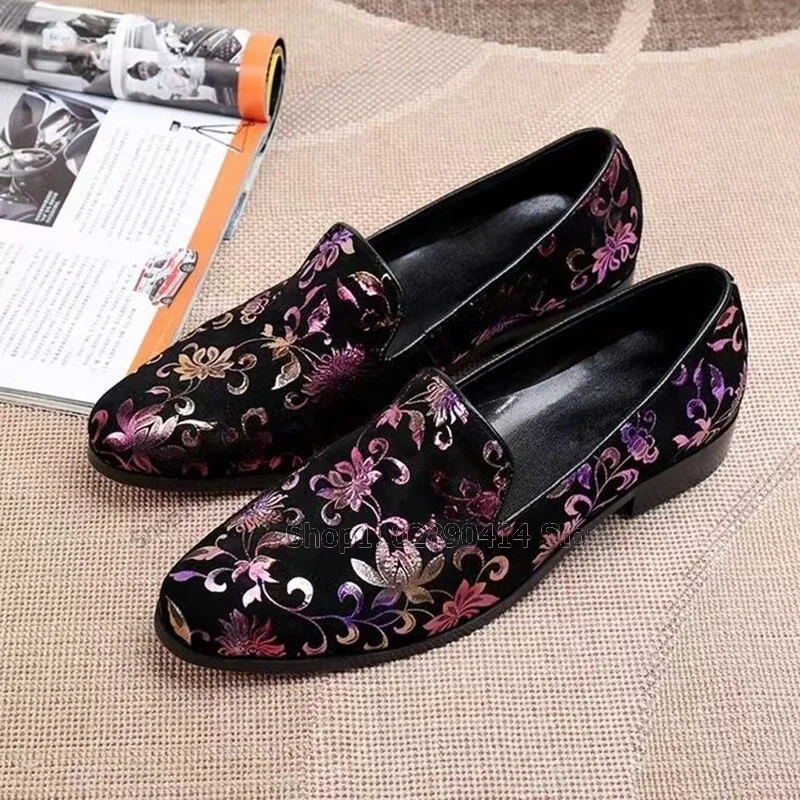 

Mixed Color Floral Embroidery Loafers Fashion Slip On Men Casual Shoes Luxury Court Style Handmade Party Banquet Men Dress Shoes