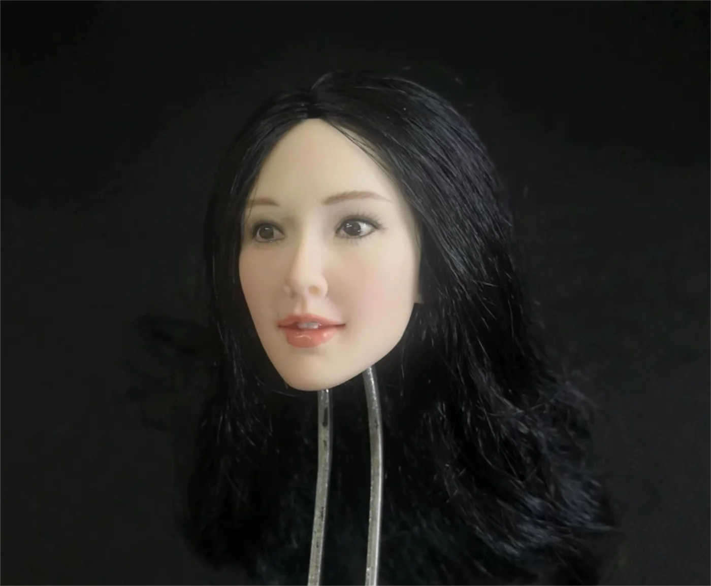 

1/6 Scale head Sculpt Asia singer Female Planted Hair Expression Fit 12'' Tbleague Phicen Action Figure Body customize
