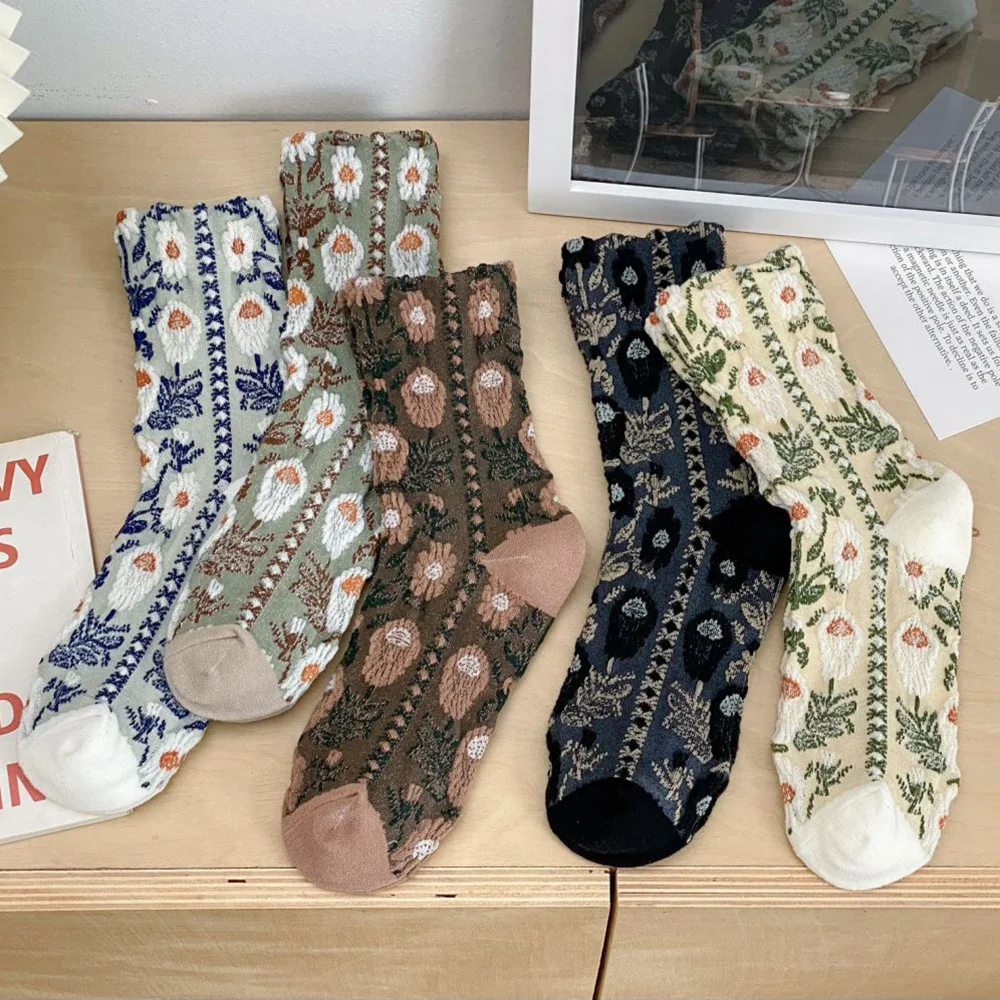 5 paar Koreanischen Stil Frauen Socken Süße Blume Drucken Streetwear Zubehör Nette Lange Socken Frau Geometrische Muster Mittleren Rohr